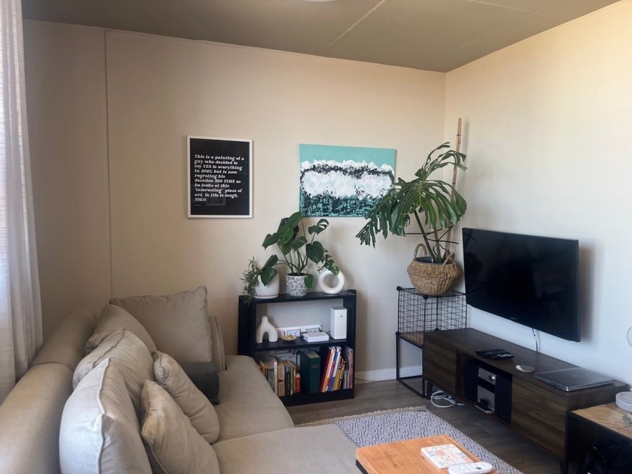 To Let 1 Bedroom Property for Rent in Observatory Western Cape
